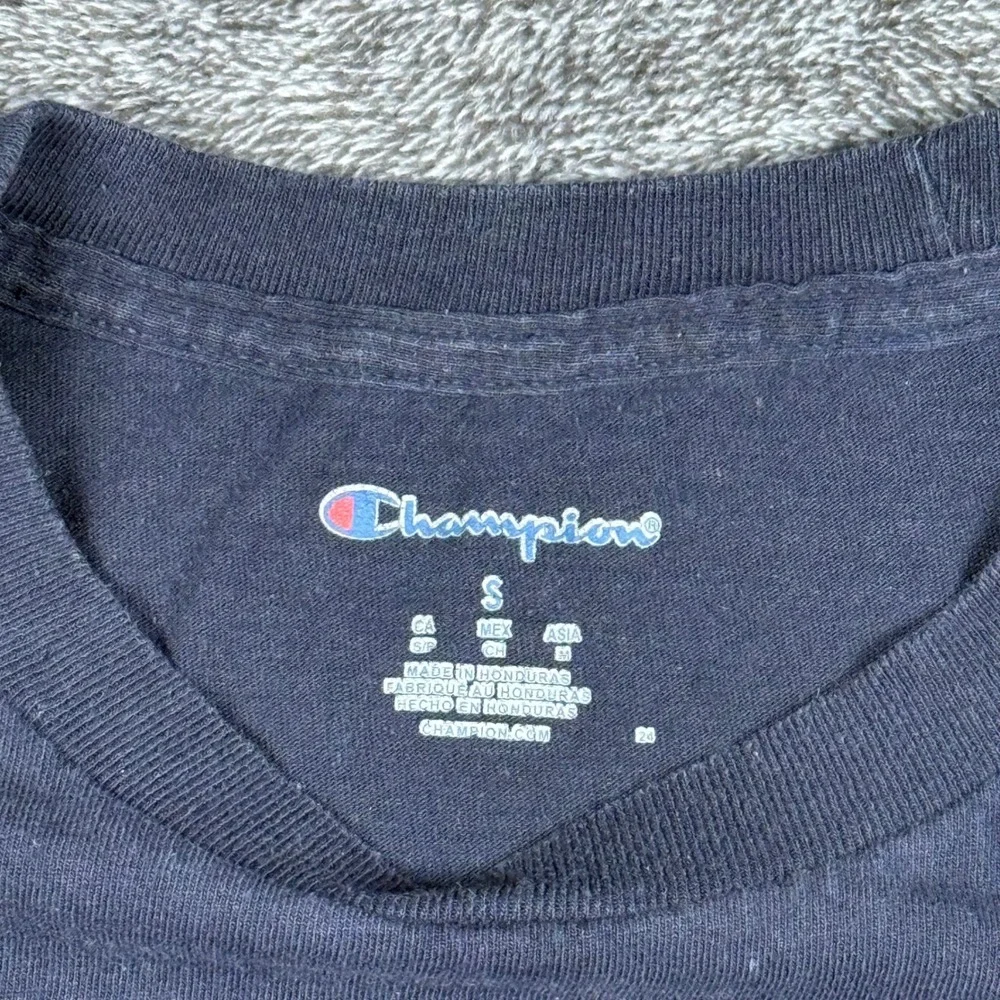 Champion Massachusetts Maritime Academy Graphic T-Shirt Mens Small Navy Blue S - Picture 2 of 5